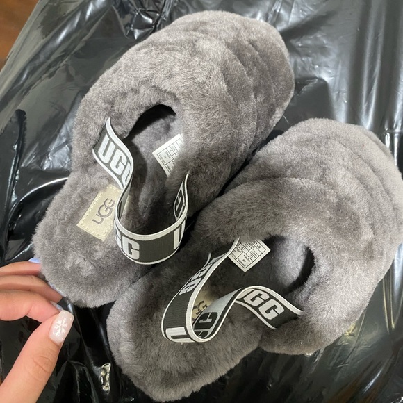 Ugg Fluff Slide - Picture 5 of 7